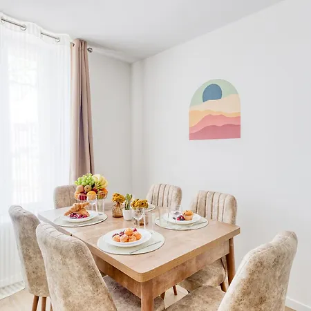 Apartment Bord De Marne, Proche Disneyland Et Paris Gare A 2 Min *
